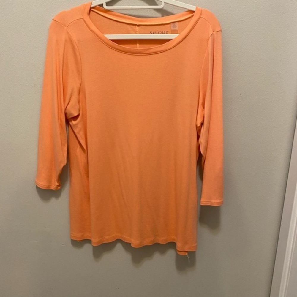 Sejour long sleeve peach color very comfortable blouse SZ 1X. Scooped round neck